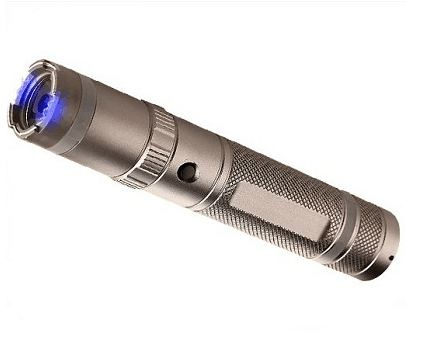 攜帶電擊棍是否屬于違法？