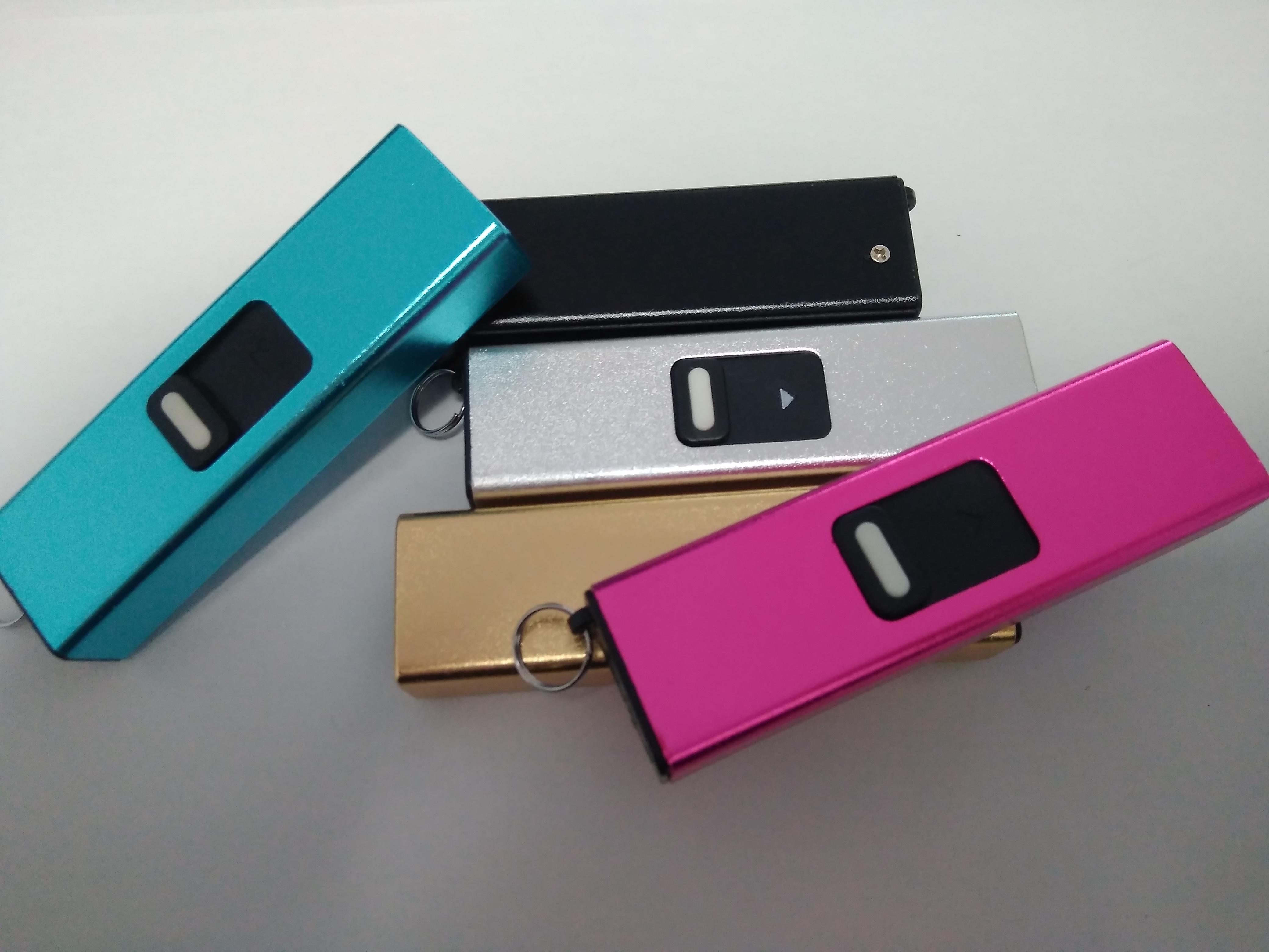 一款方便攜帶的微型電擊棍 一款方便攜帶的微型電擊棍