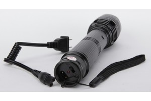 電擊棒用于搶劫是犯法行為